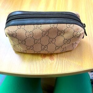 Gucci Tan and Black Cosmetic Bag
